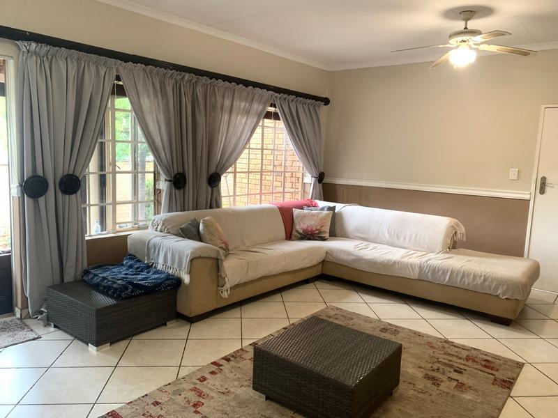 3 Bedroom Property for Sale in Eldoglen Gauteng