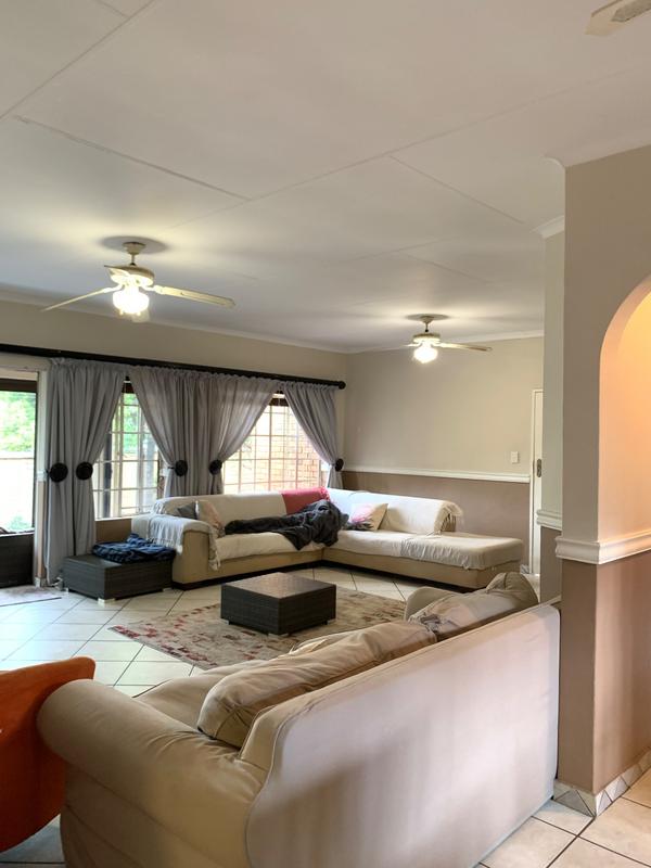 3 Bedroom Property for Sale in Eldoglen Gauteng