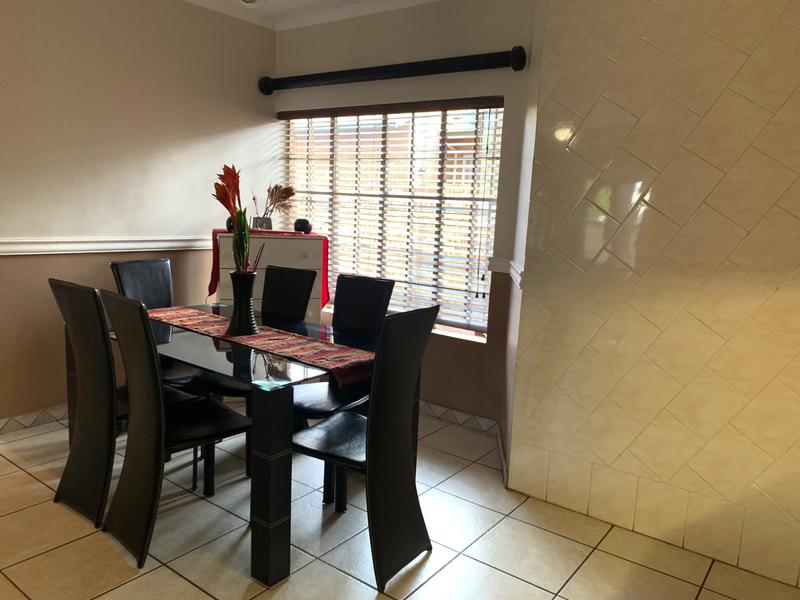 3 Bedroom Property for Sale in Eldoglen Gauteng