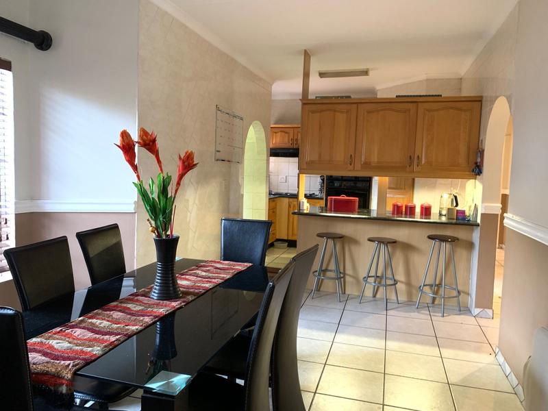 3 Bedroom Property for Sale in Eldoglen Gauteng