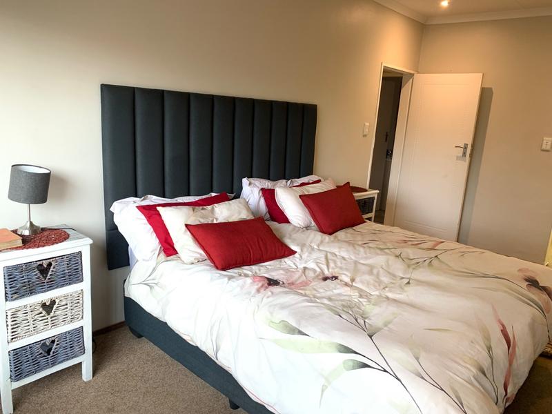 3 Bedroom Property for Sale in Eldoglen Gauteng