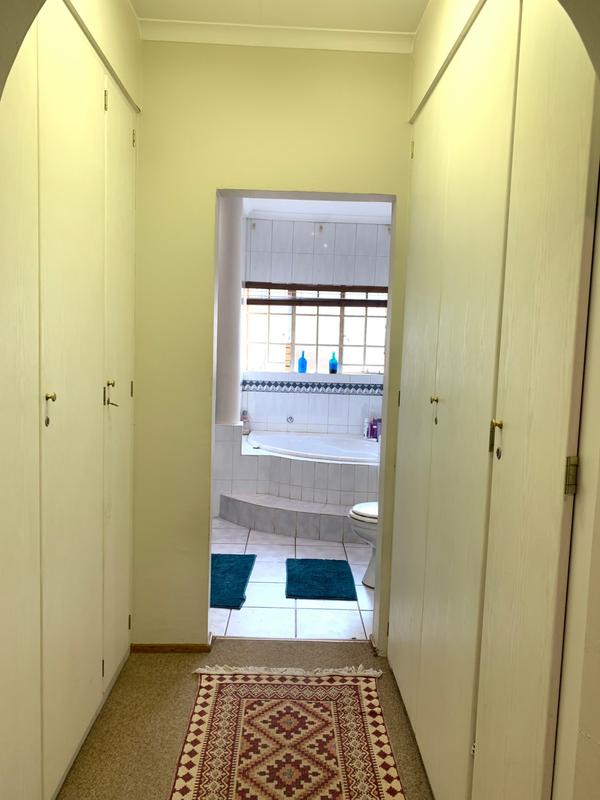 3 Bedroom Property for Sale in Eldoglen Gauteng