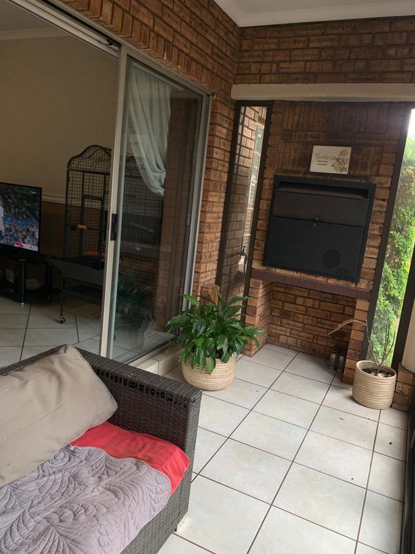 3 Bedroom Property for Sale in Eldoglen Gauteng