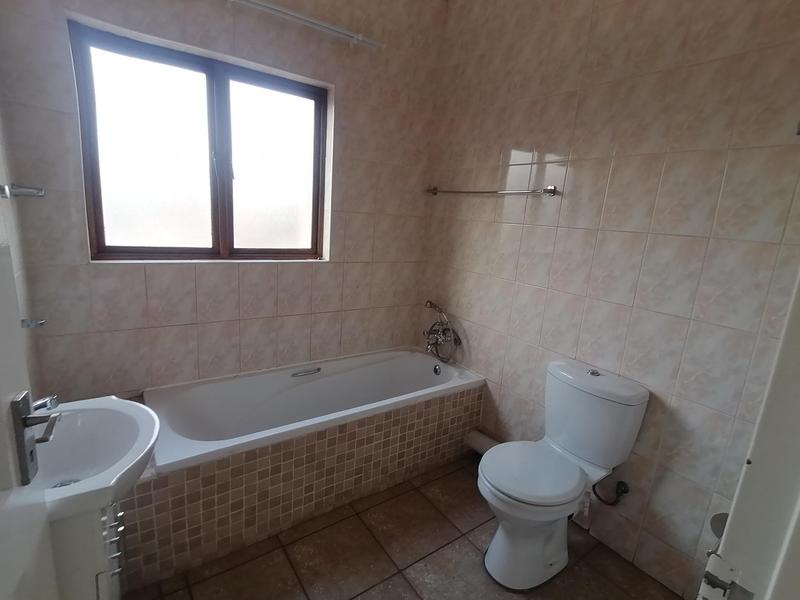 To Let 2 Bedroom Property for Rent in Dalview Gauteng