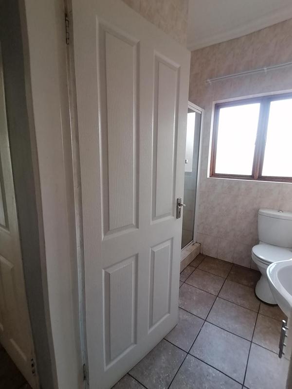 To Let 2 Bedroom Property for Rent in Dalview Gauteng