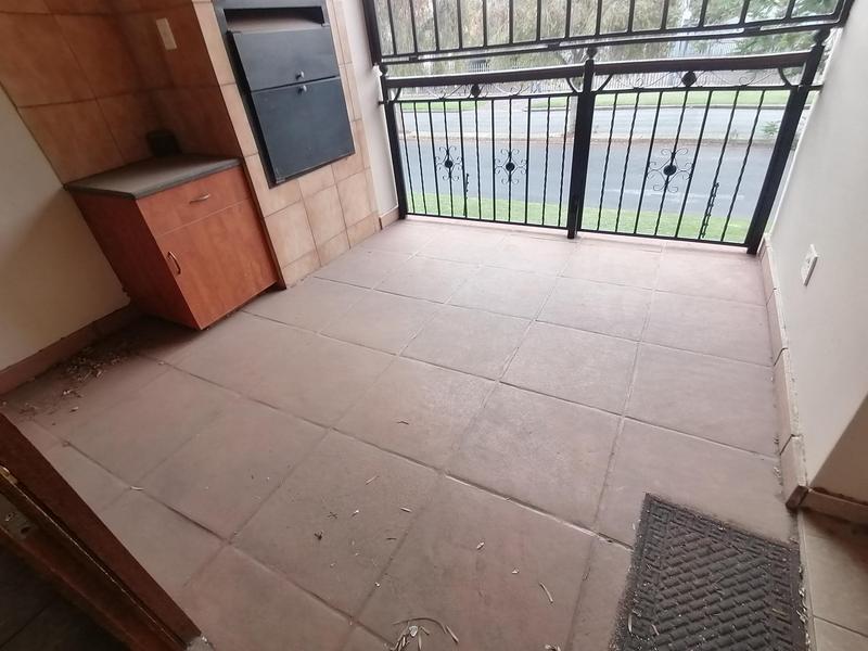 To Let 2 Bedroom Property for Rent in Dalview Gauteng