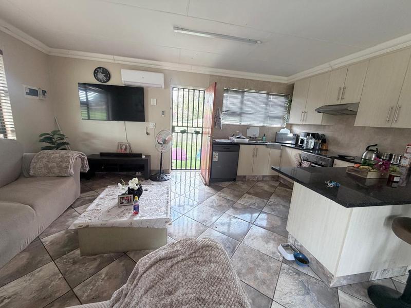 To Let 2 Bedroom Property for Rent in Grootvaly Gauteng