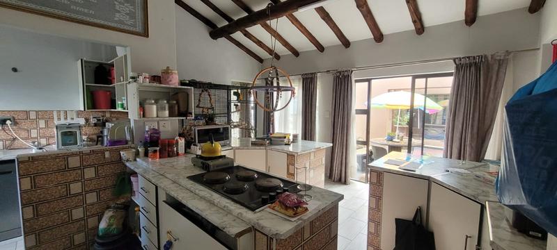 3 Bedroom Property for Sale in Brackendowns Gauteng