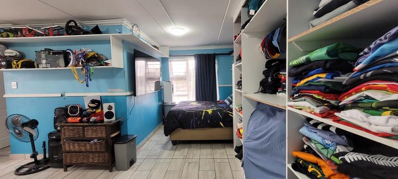 3 Bedroom Property for Sale in Brackendowns Gauteng