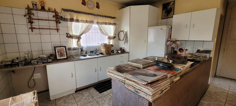 3 Bedroom Property for Sale in Brackendowns Gauteng