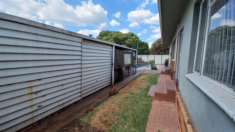 4 Bedroom Property for Sale in Pretoria Gardens Gauteng