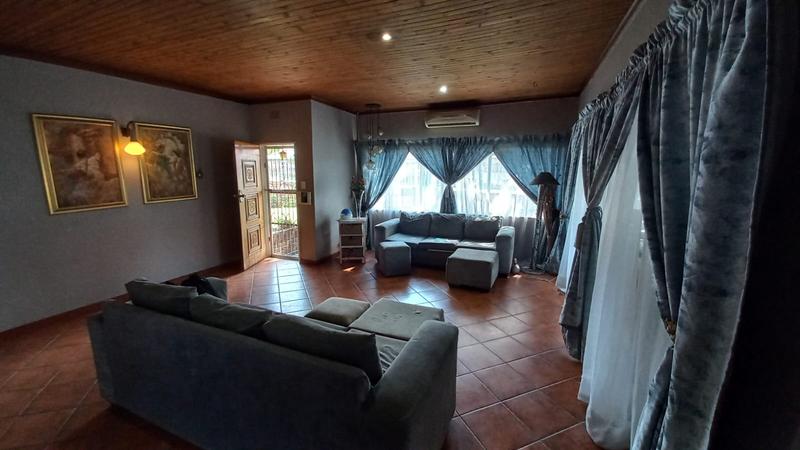 4 Bedroom Property for Sale in Pretoria Gardens Gauteng