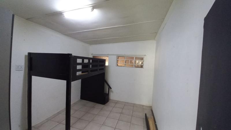 4 Bedroom Property for Sale in Pretoria Gardens Gauteng
