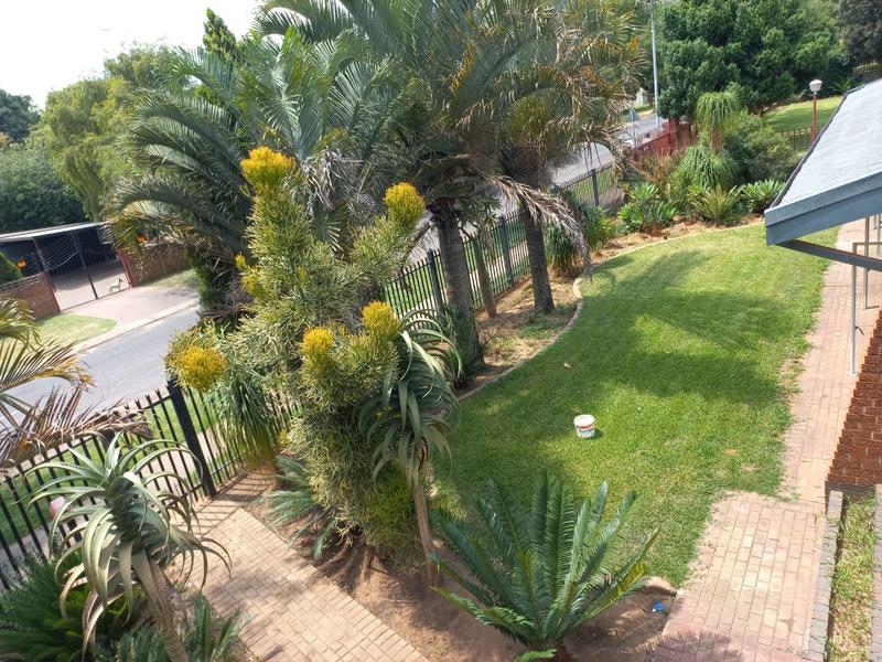 4 Bedroom Property for Sale in Pretoria Gardens Gauteng