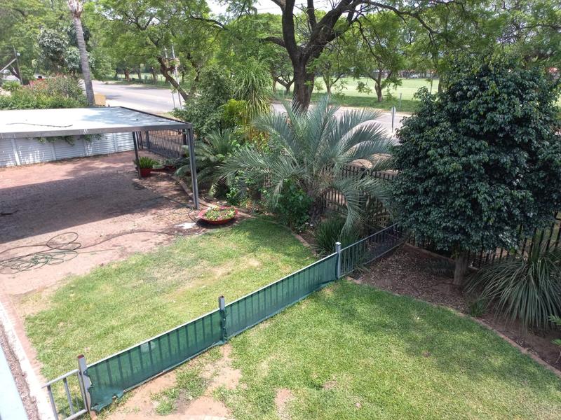 4 Bedroom Property for Sale in Pretoria Gardens Gauteng
