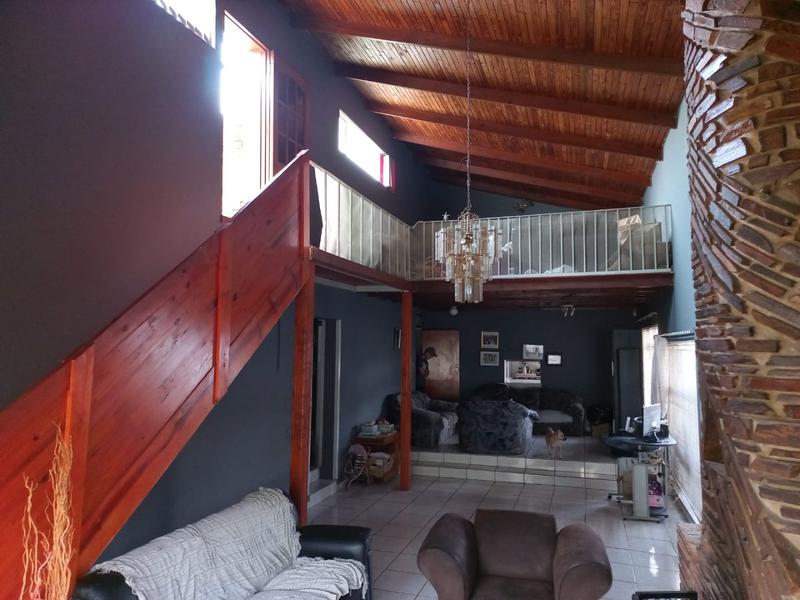 4 Bedroom Property for Sale in Pretoria Gardens Gauteng
