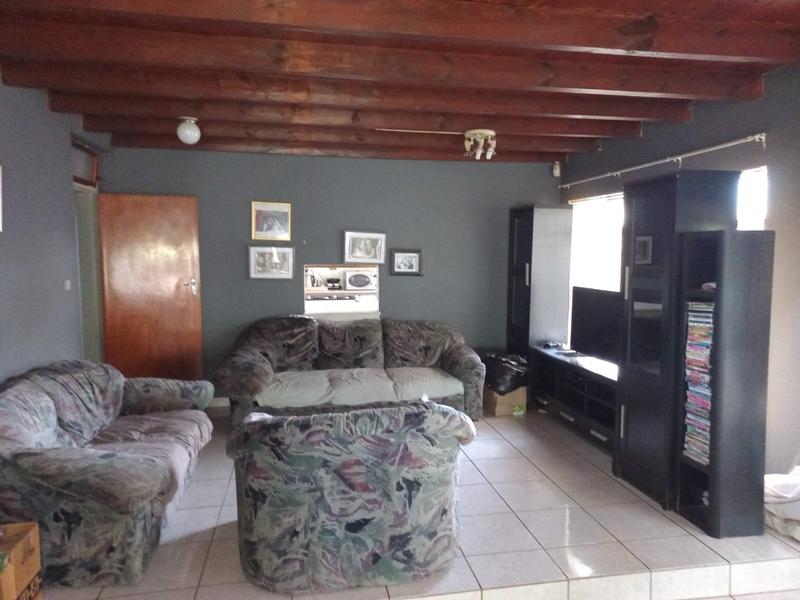4 Bedroom Property for Sale in Pretoria Gardens Gauteng