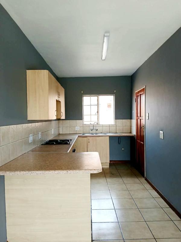 2 Bedroom Property for Sale in West Park Gauteng