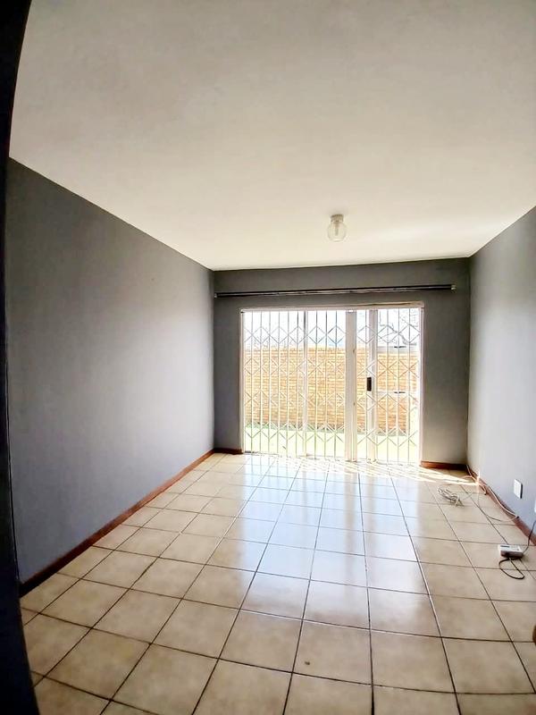 2 Bedroom Property for Sale in West Park Gauteng