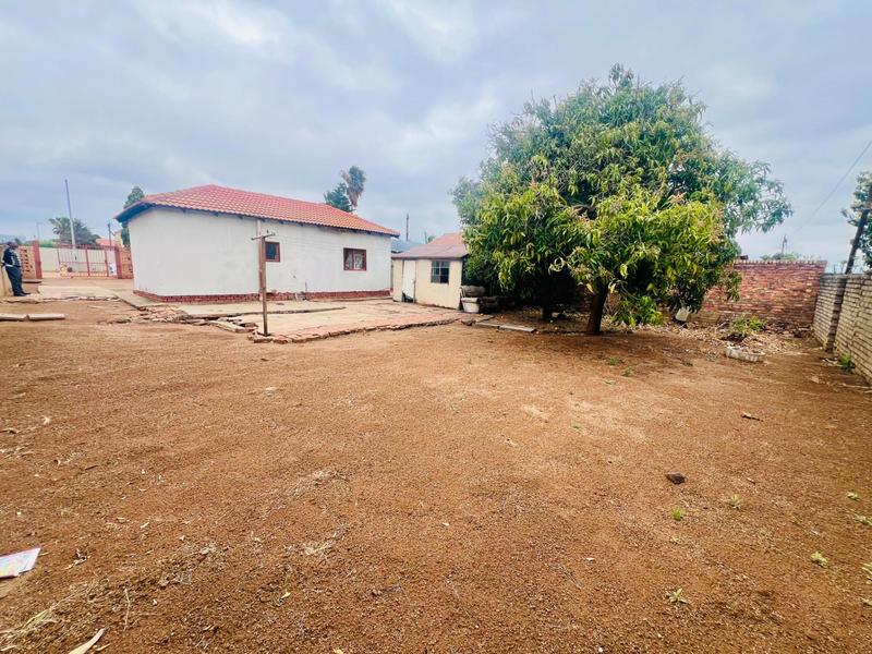 2 Bedroom Property for Sale in Mabopane Gauteng