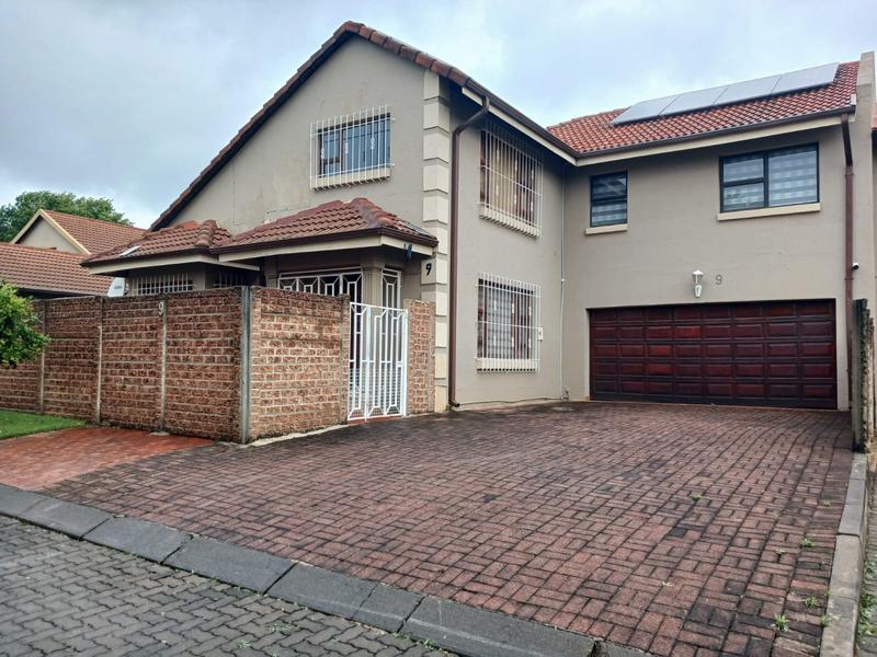 4 Bedroom Property for Sale in Pomona Gauteng