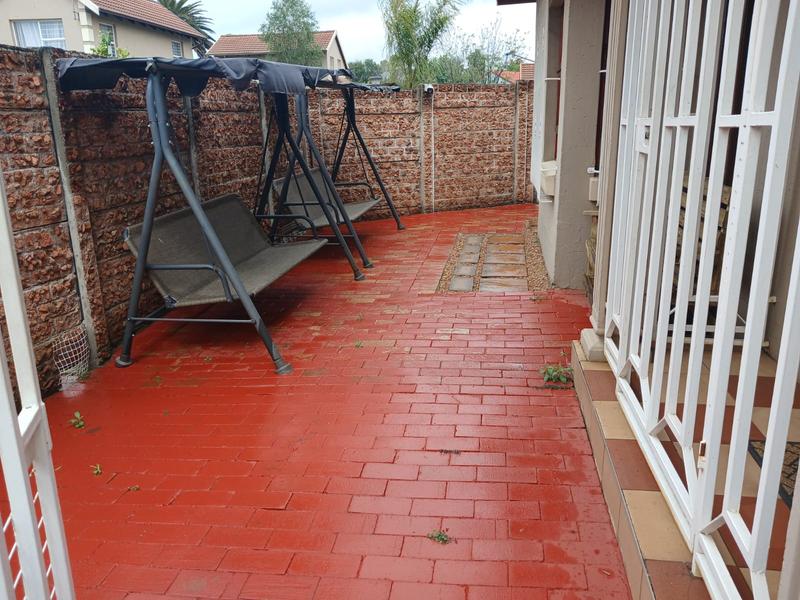 4 Bedroom Property for Sale in Pomona Gauteng
