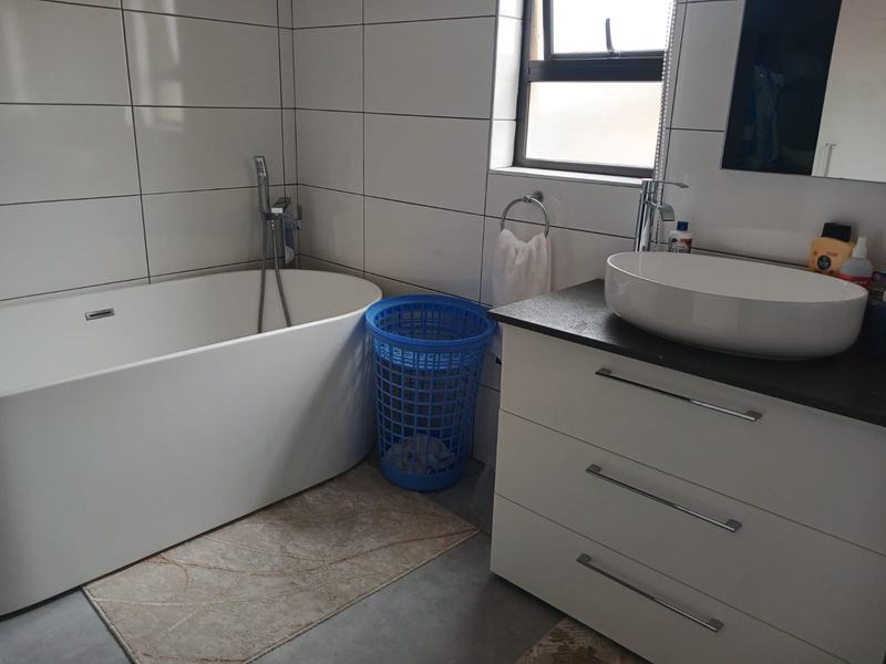 4 Bedroom Property for Sale in Pomona Gauteng