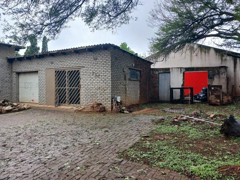 5 Bedroom Property for Sale in Nimrodpark Gauteng