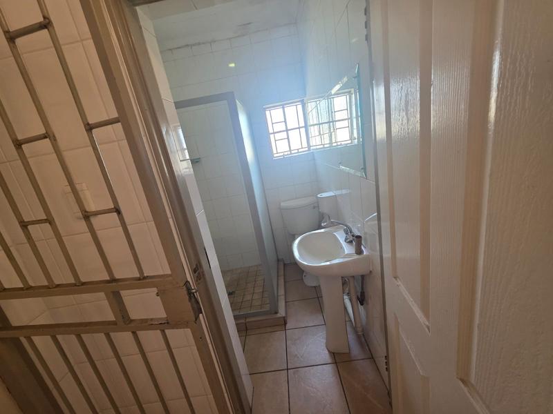 Commercial Property for Sale in Bedworth Park Gauteng