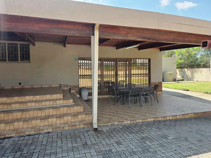 Commercial Property for Sale in Bedworth Park Gauteng