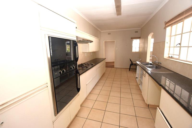 To Let 4 Bedroom Property for Rent in Bryanston Gauteng