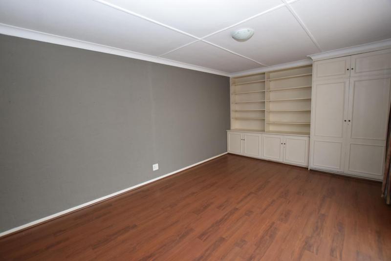To Let 4 Bedroom Property for Rent in Bryanston Gauteng