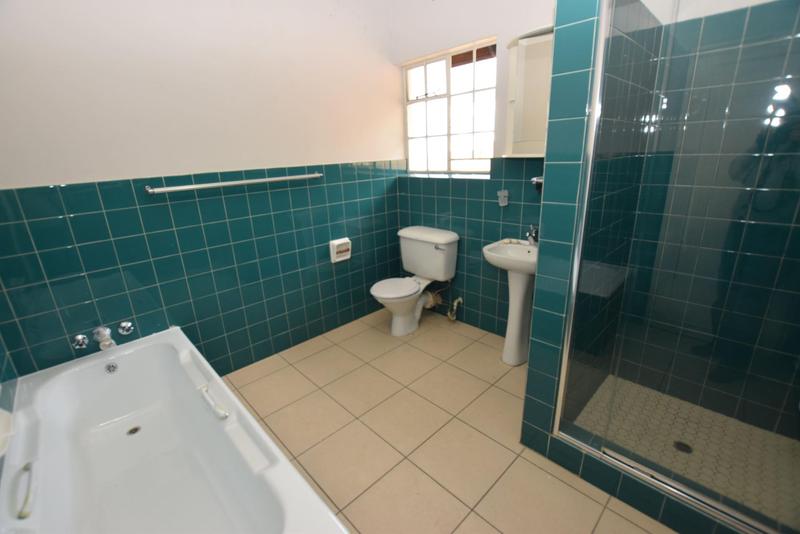 To Let 4 Bedroom Property for Rent in Bryanston Gauteng