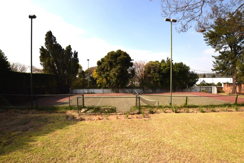 To Let 4 Bedroom Property for Rent in Bryanston Gauteng