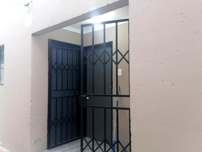 2 Bedroom Property for Sale in Naturena Gauteng