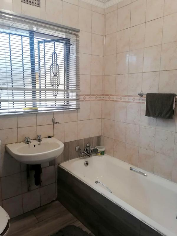2 Bedroom Property for Sale in Naturena Gauteng