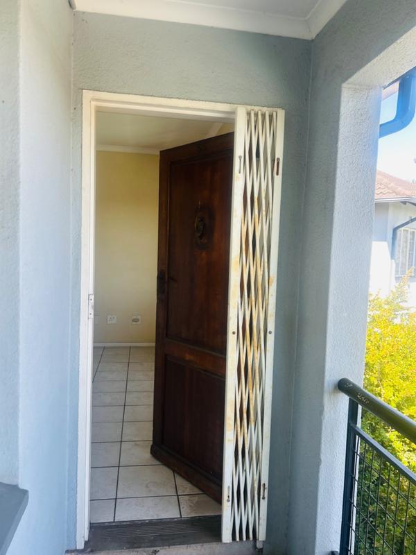 2 Bedroom Property for Sale in Sharonlea Gauteng