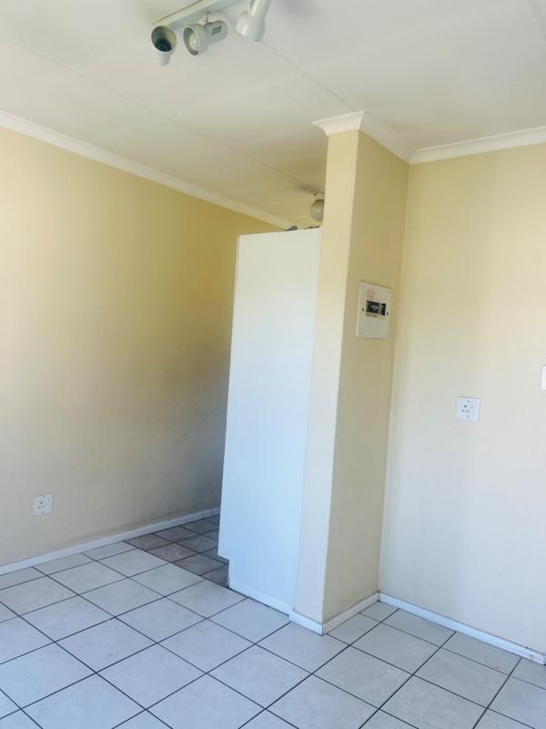 2 Bedroom Property for Sale in Sharonlea Gauteng