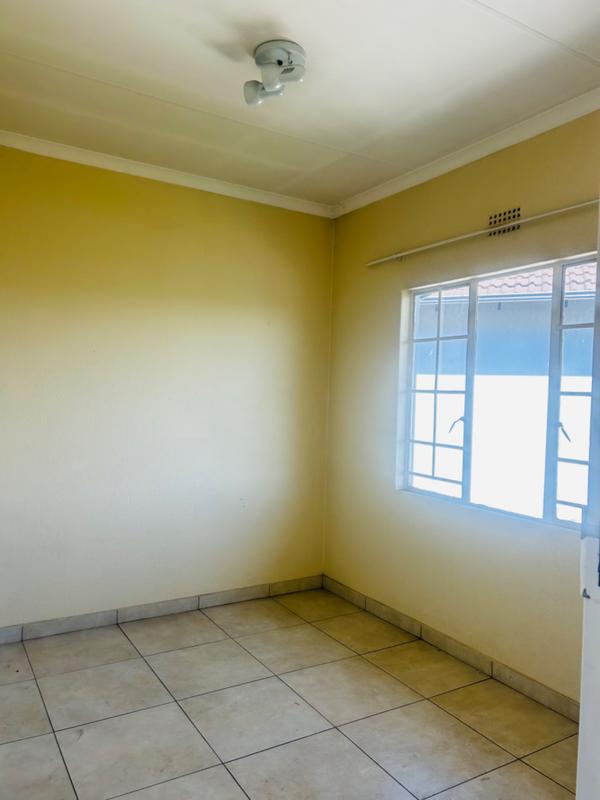 2 Bedroom Property for Sale in Sharonlea Gauteng