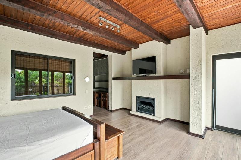 6 Bedroom Property for Sale in Midstream Estate Gauteng
