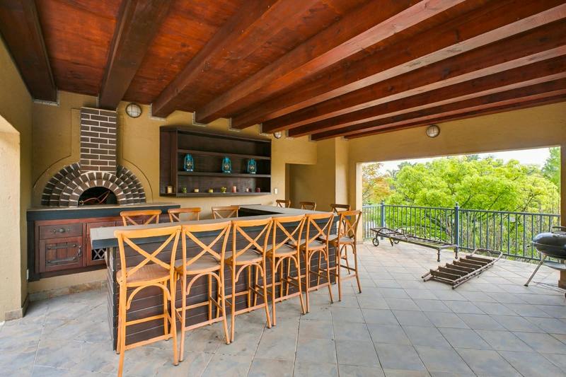 6 Bedroom Property for Sale in Midstream Estate Gauteng