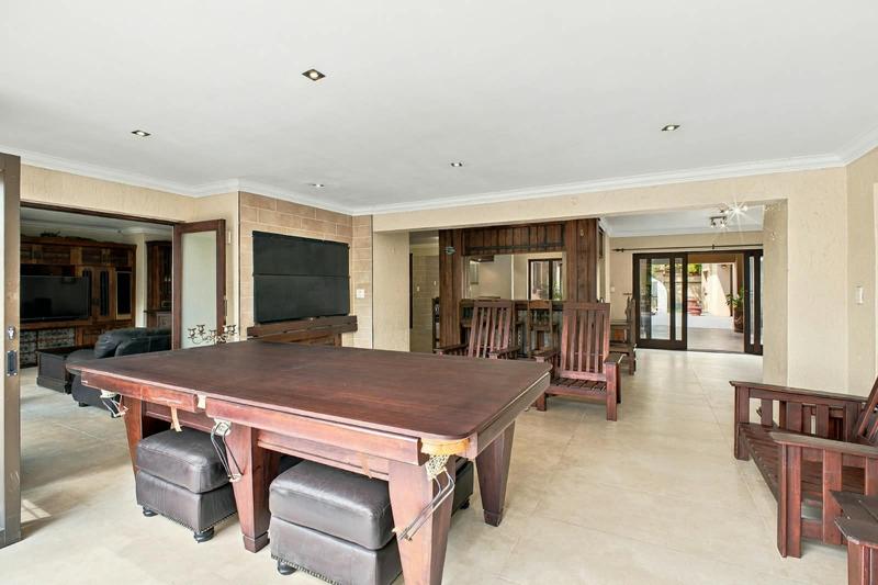 6 Bedroom Property for Sale in Midstream Estate Gauteng