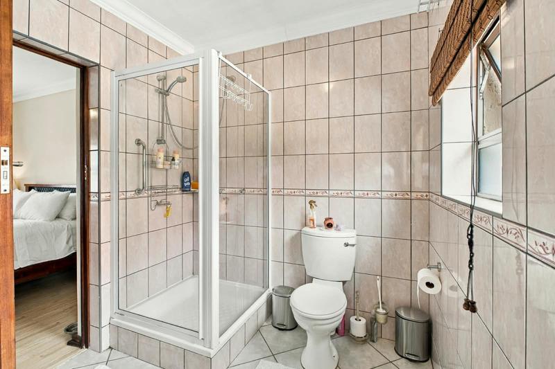 6 Bedroom Property for Sale in Midstream Estate Gauteng