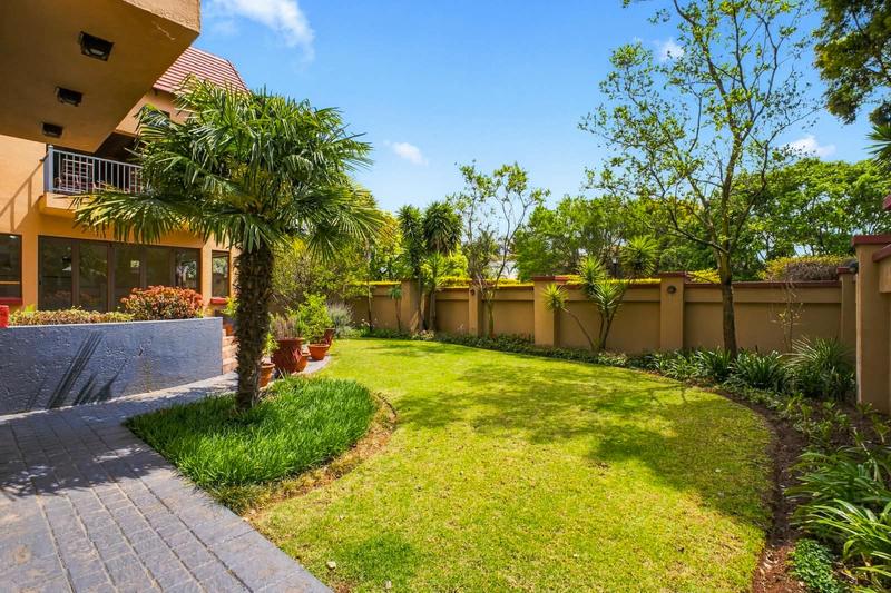 6 Bedroom Property for Sale in Midstream Estate Gauteng