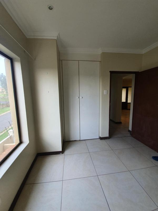 2 Bedroom Property for Sale in Wilro Park Gauteng