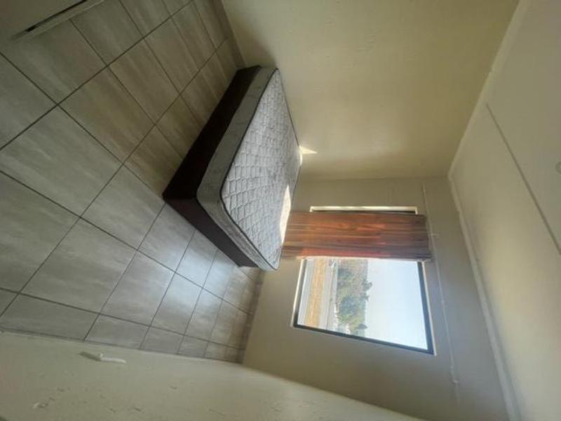 2 Bedroom Property for Sale in Beverley Gauteng