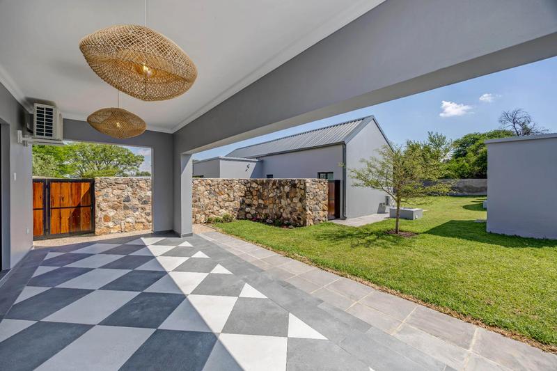 To Let 1 Bedroom Property for Rent in Chartwell Gauteng