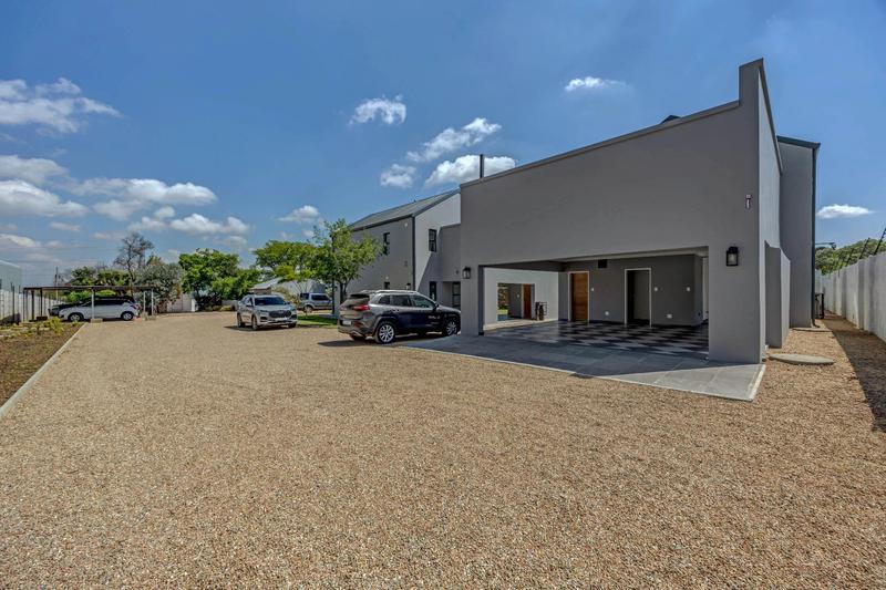 To Let 1 Bedroom Property for Rent in Chartwell Gauteng
