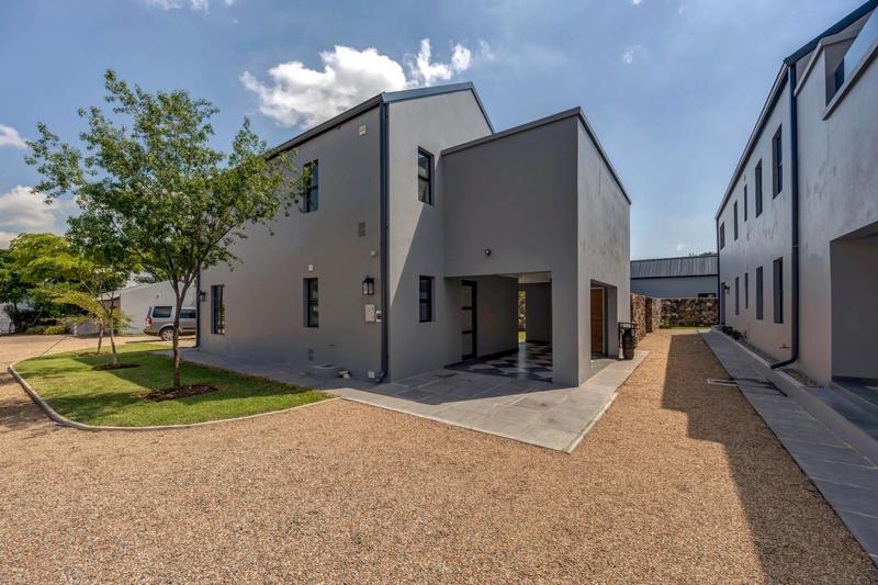 To Let 1 Bedroom Property for Rent in Chartwell Gauteng