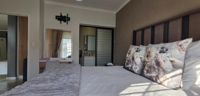 To Let 3 Bedroom Property for Rent in Linbro Park Gauteng